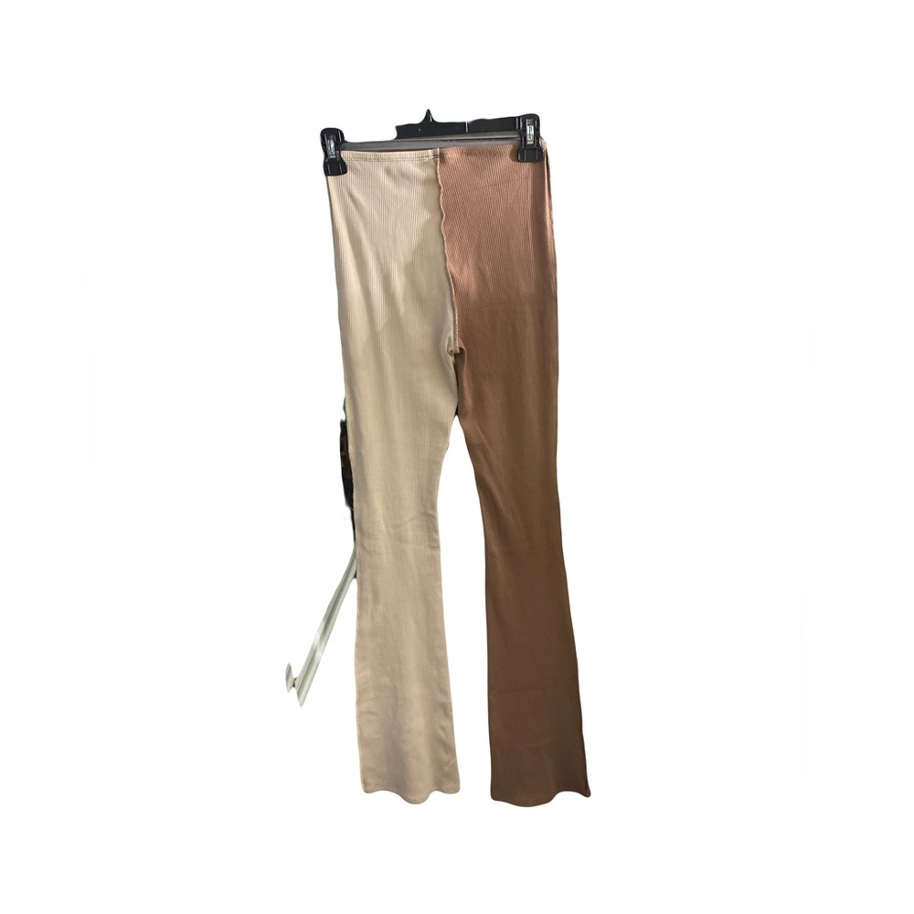 Naked Wardrobe Bootleg Rib Colorblock Pants in Oatmeal/Coco Size Small - Picture 3 of 4